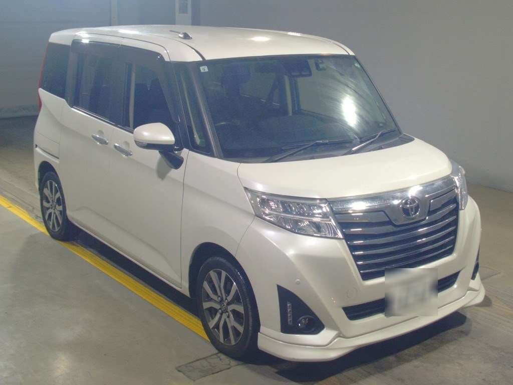 2019 Toyota Roomy M900A[2]