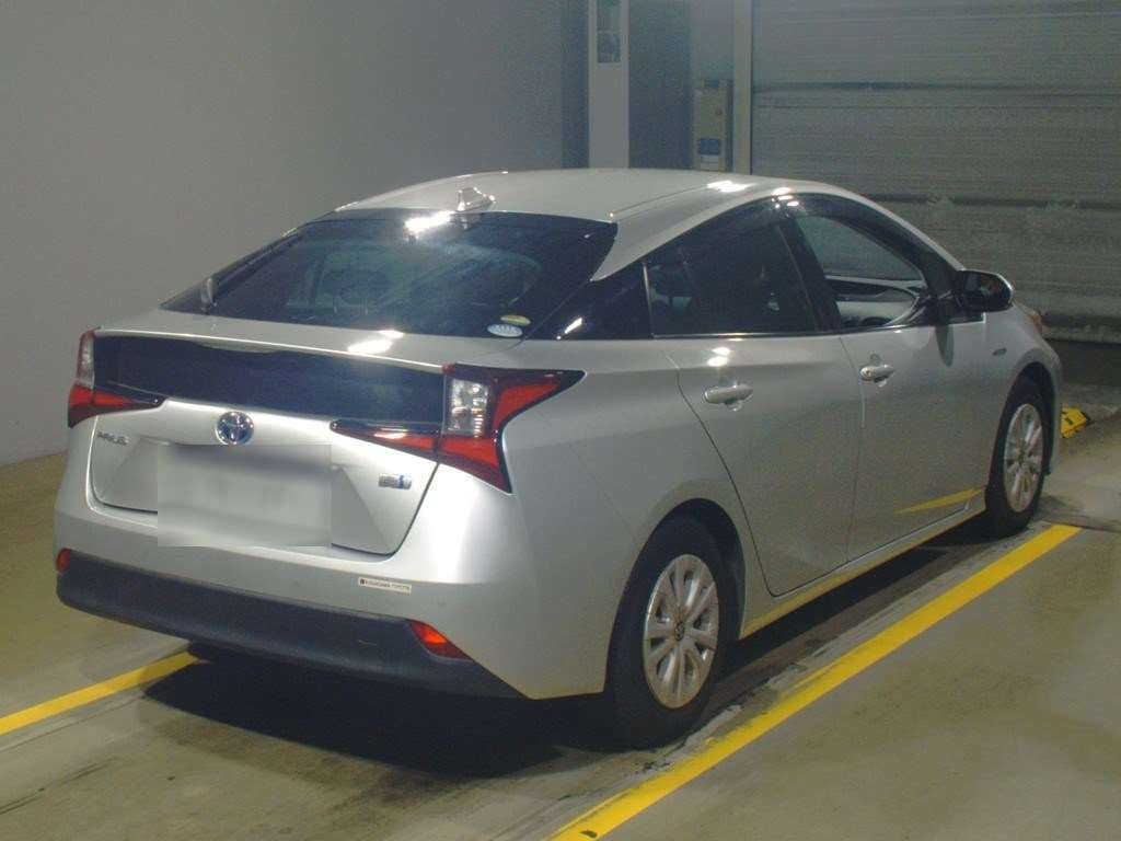 2020 Toyota Prius ZVW51[1]