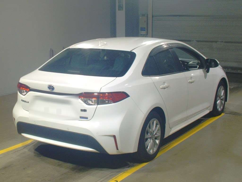 2021 Toyota Corolla Sedan ZWE211[1]