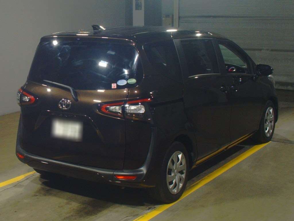 2017 Toyota Sienta NSP170G[1]