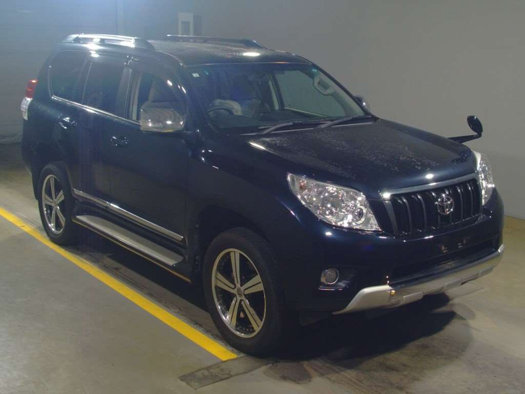 2010 Toyota Land Cruiser Prado GRJ150W[2]