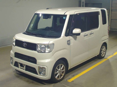 2019 Toyota Pixis Mega