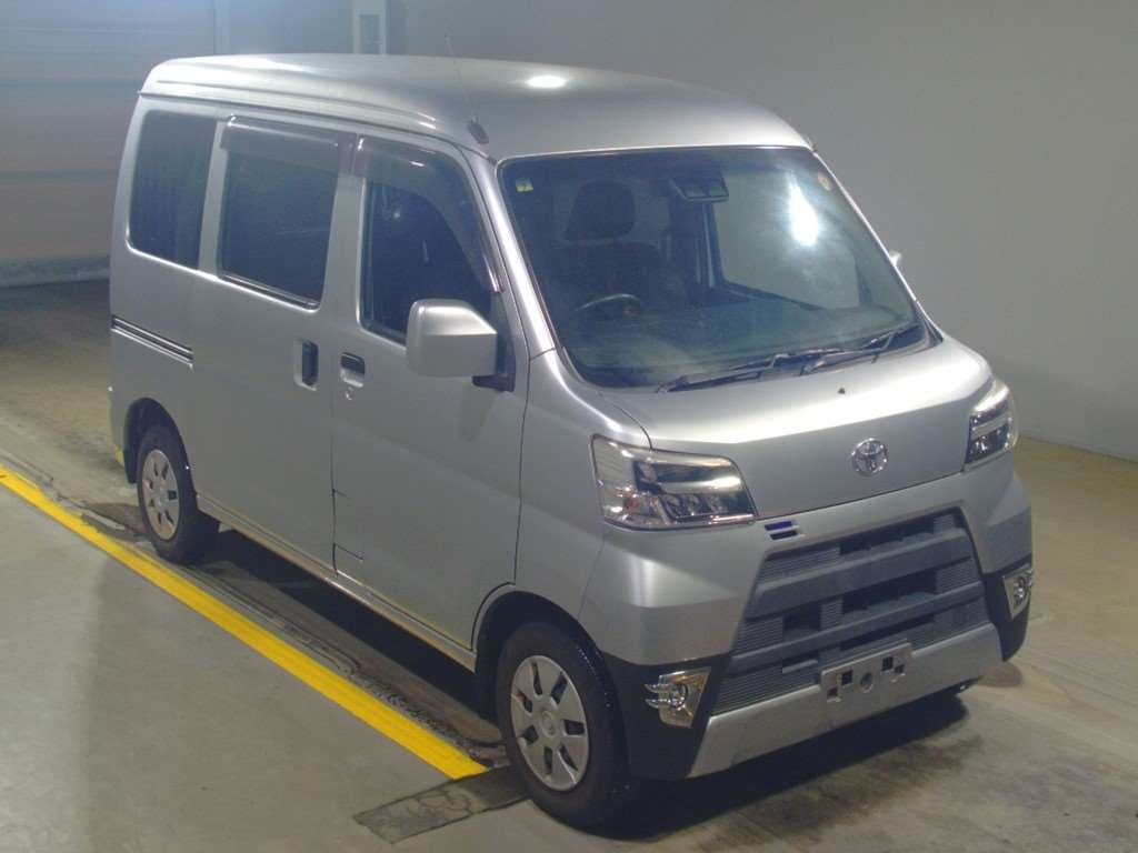 2019 Toyota Pixis Van S321M[2]