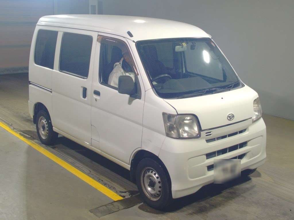 2013 Daihatsu Hijet Cargo S321V[2]