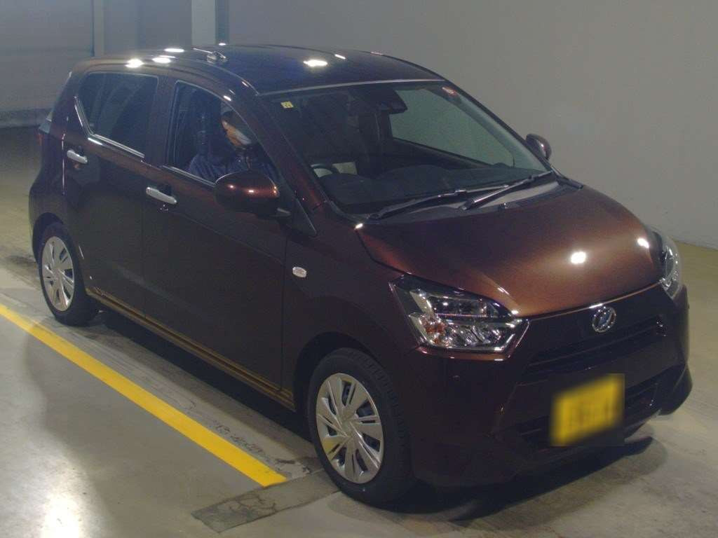 2023 Daihatsu Mira es LA350S[2]