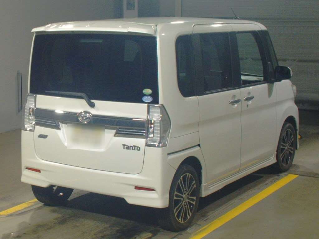 2014 Daihatsu Tanto Custom LA600S[1]