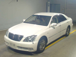 2005 Toyota Crown