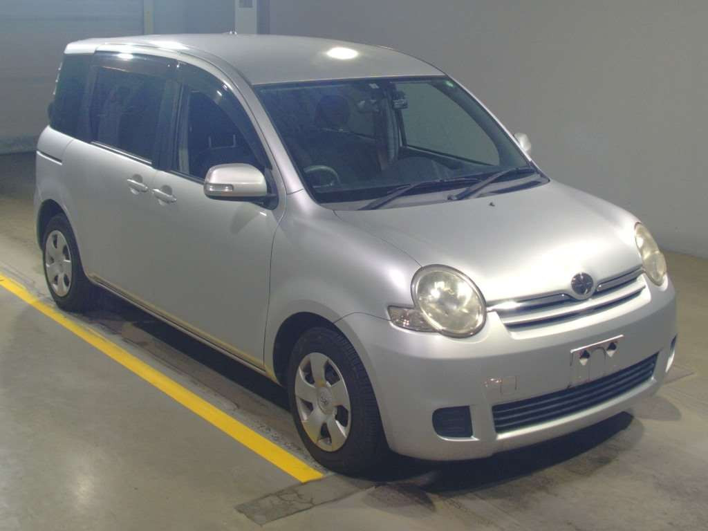 2009 Toyota Sienta NCP81G[2]