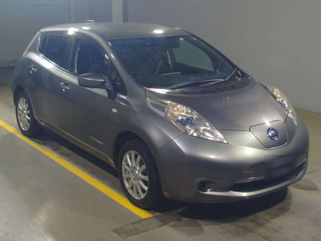 2016 Nissan Leaf AZE0[2]