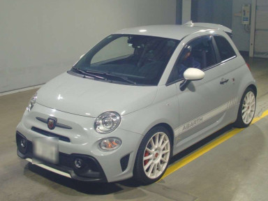 2022 Abarth Abarth 695