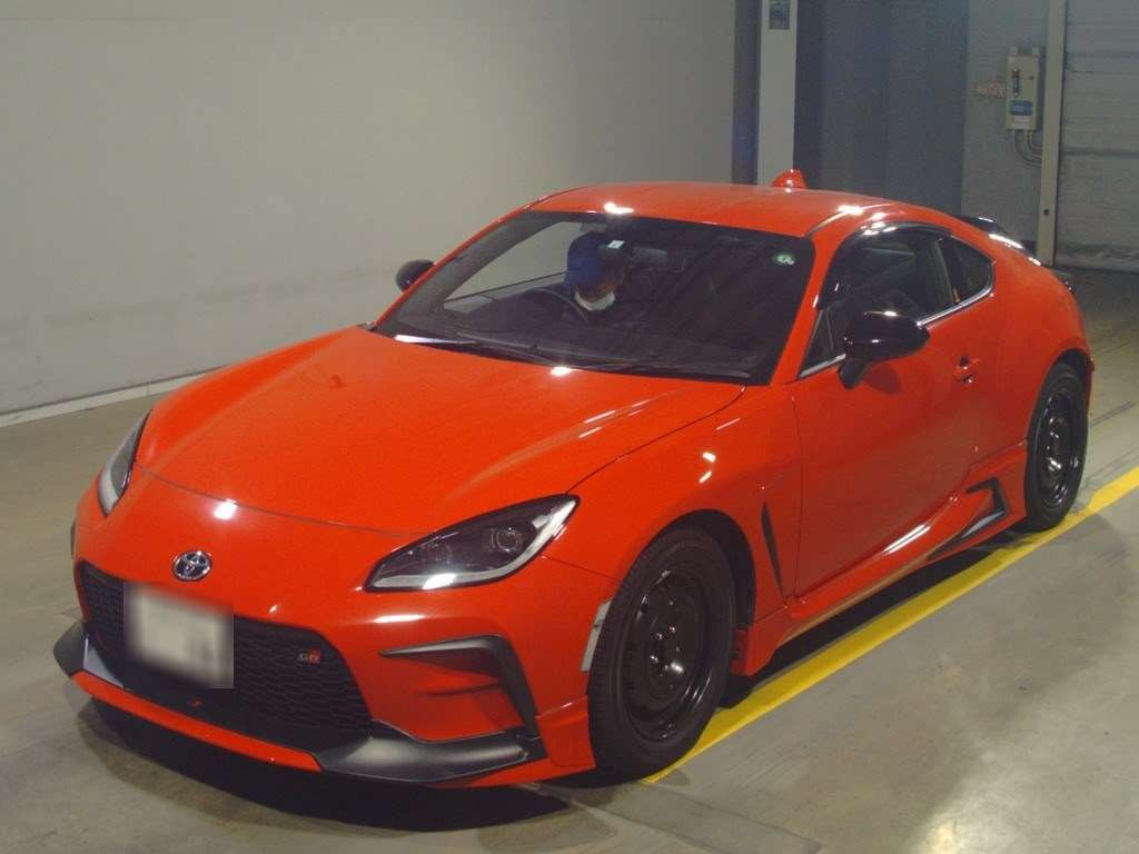 2023 Toyota GR86 ZN8[0]