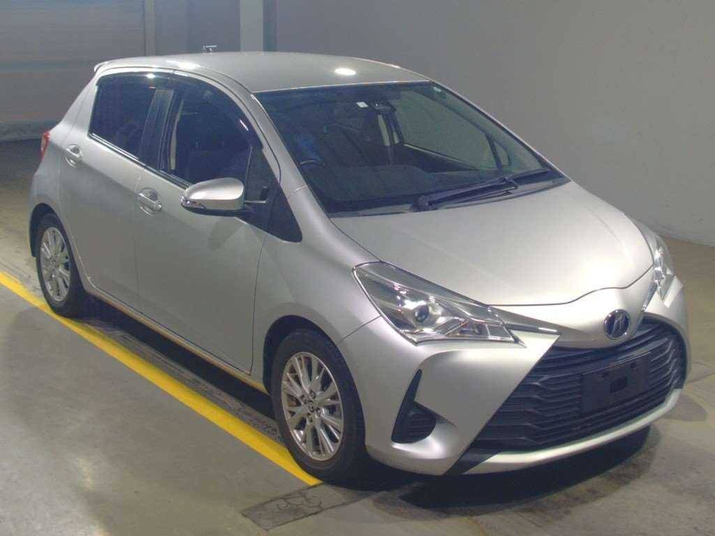 2018 Toyota Vitz NSP130[2]