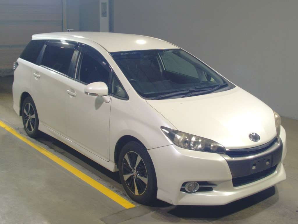 2013 Toyota Wish ZGE20W[2]