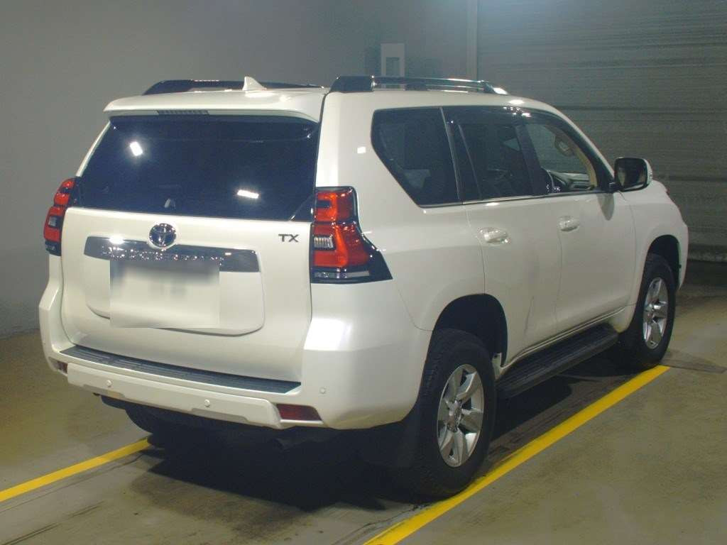 2023 Toyota Land Cruiser Prado TRJ150W[1]