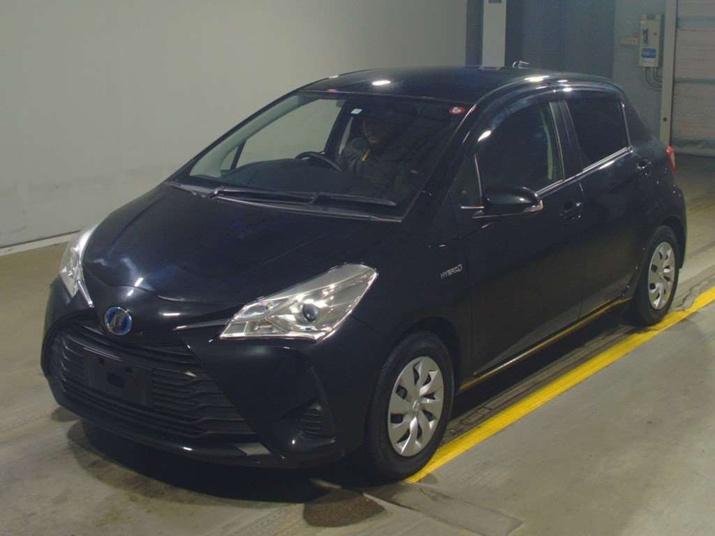 2019 Toyota Vitz NHP130[0]