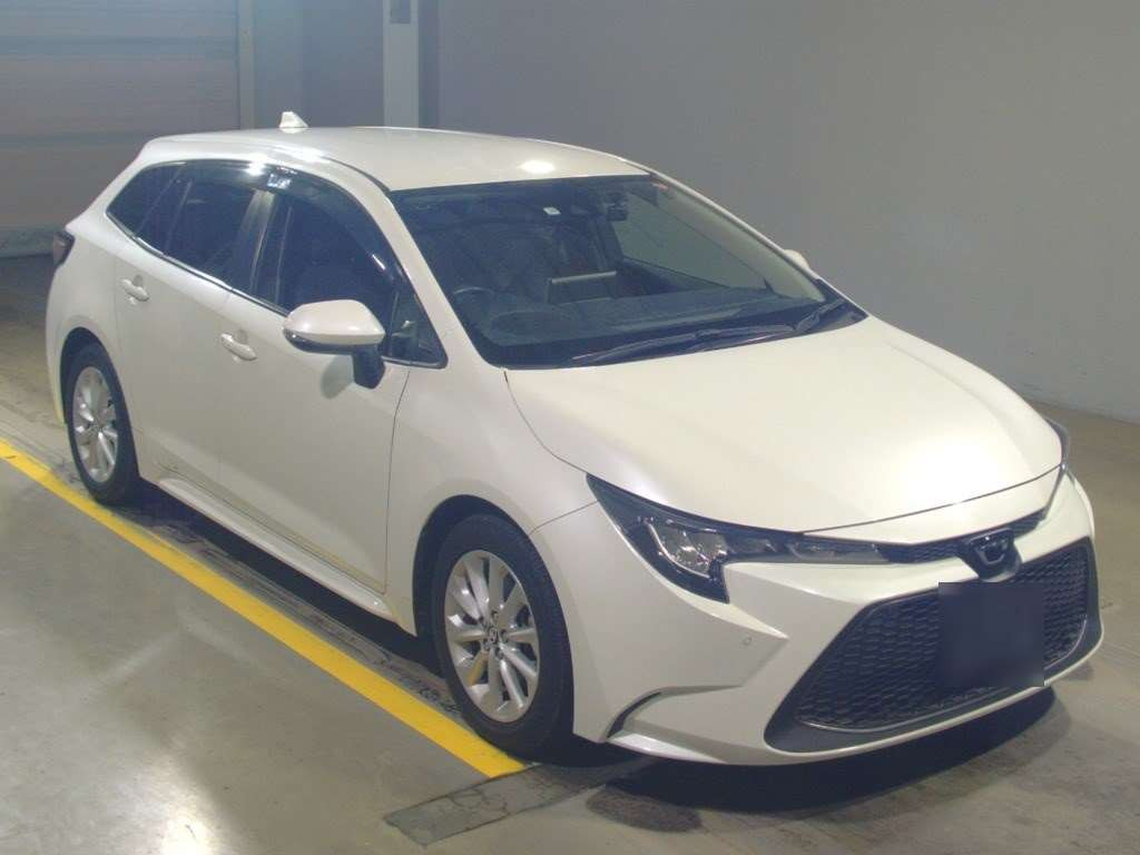 2019 Toyota Corolla Touring Wagon ZRE212W[2]