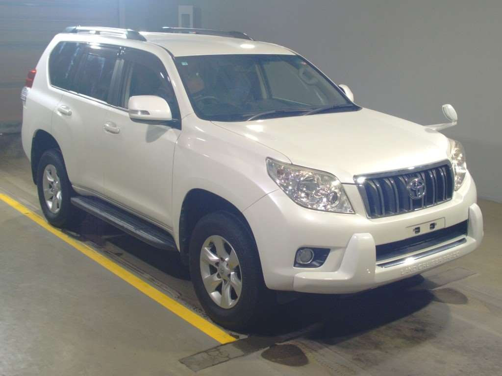 2010 Toyota Land Cruiser Prado TRJ150W[2]