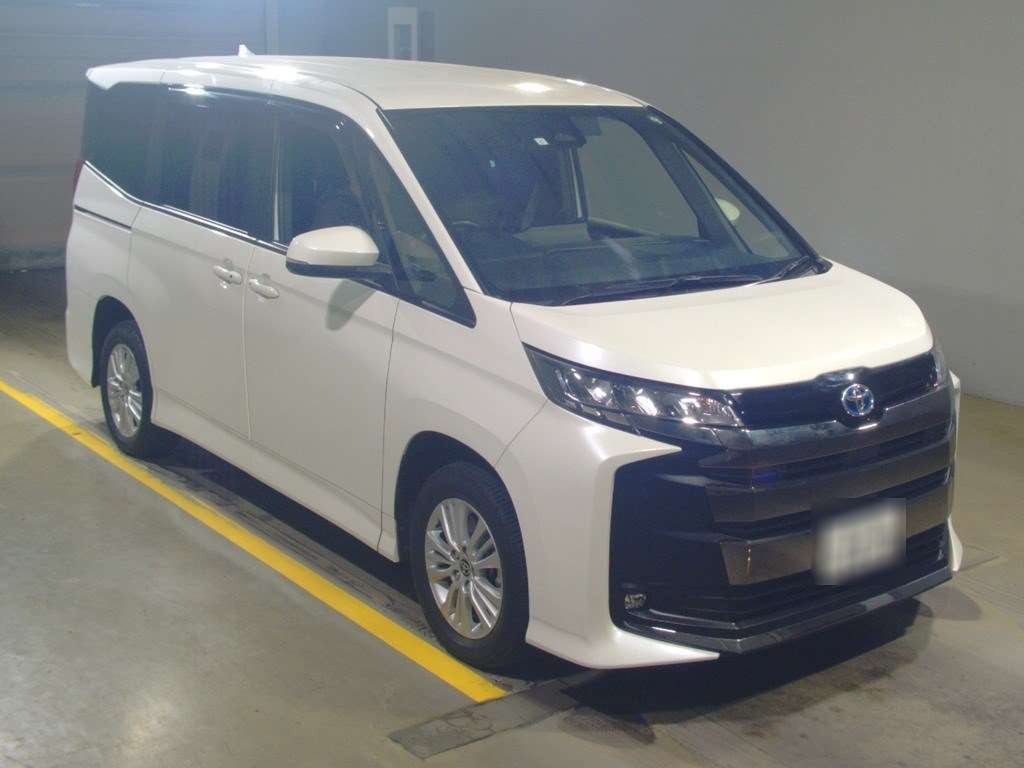 2023 Toyota Noah ZWR95W[2]