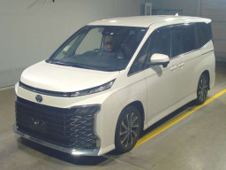 2022 Toyota Voxy