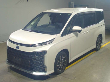 2022 Toyota Voxy