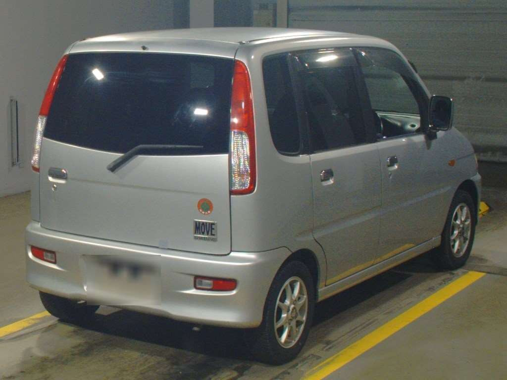 2001 Daihatsu Move L900S[1]