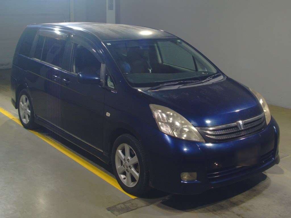 2005 Toyota Isis ANM10W[2]