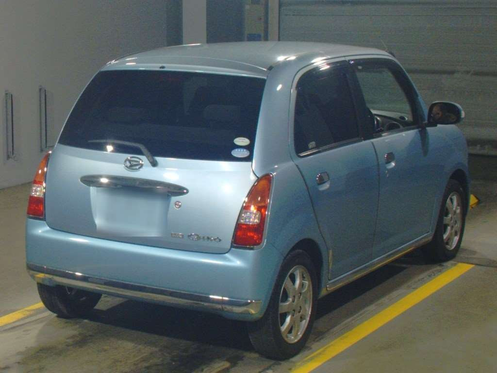 2005 Daihatsu Miragino L650S[1]