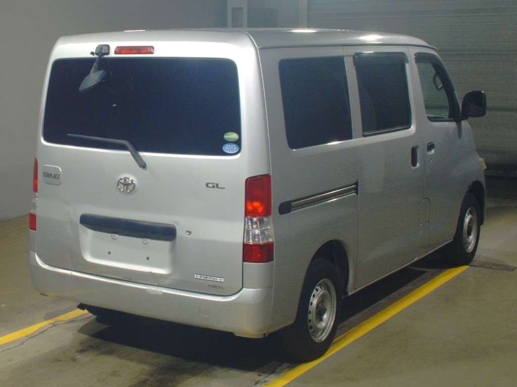 2014 Toyota Townace Van S402M[1]