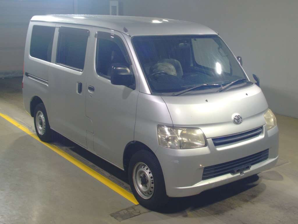 2014 Toyota Townace Van S402M[2]