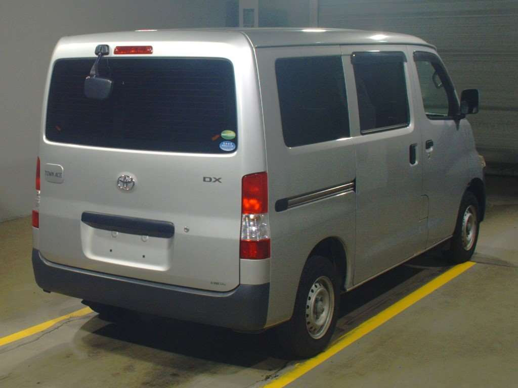 2016 Toyota Townace Van S402M[1]