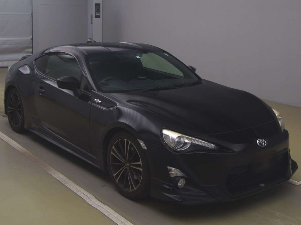 2012 Toyota 86 ZN6[2]