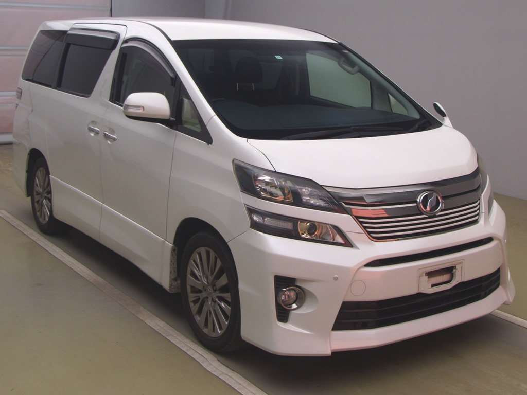 2013 Toyota Vellfire ANH20W[2]