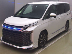 2022 Toyota Voxy