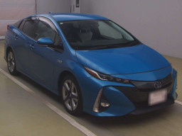 2017 Toyota Prius PHV