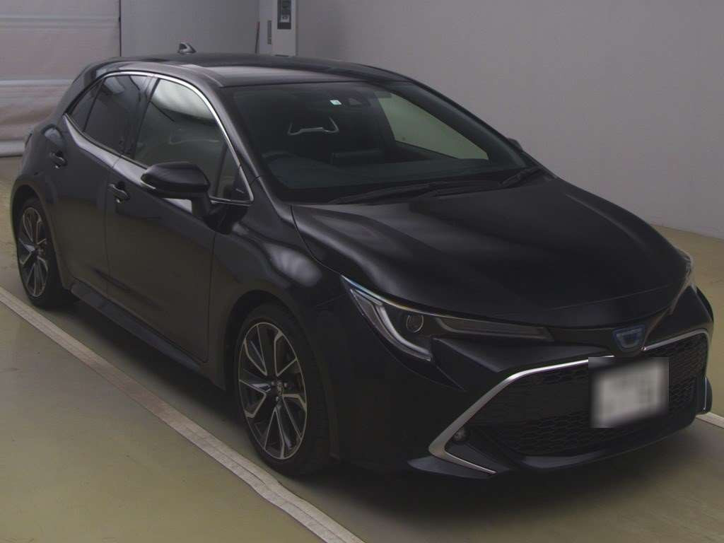 2020 Toyota Corolla Sports ZWE213H[2]