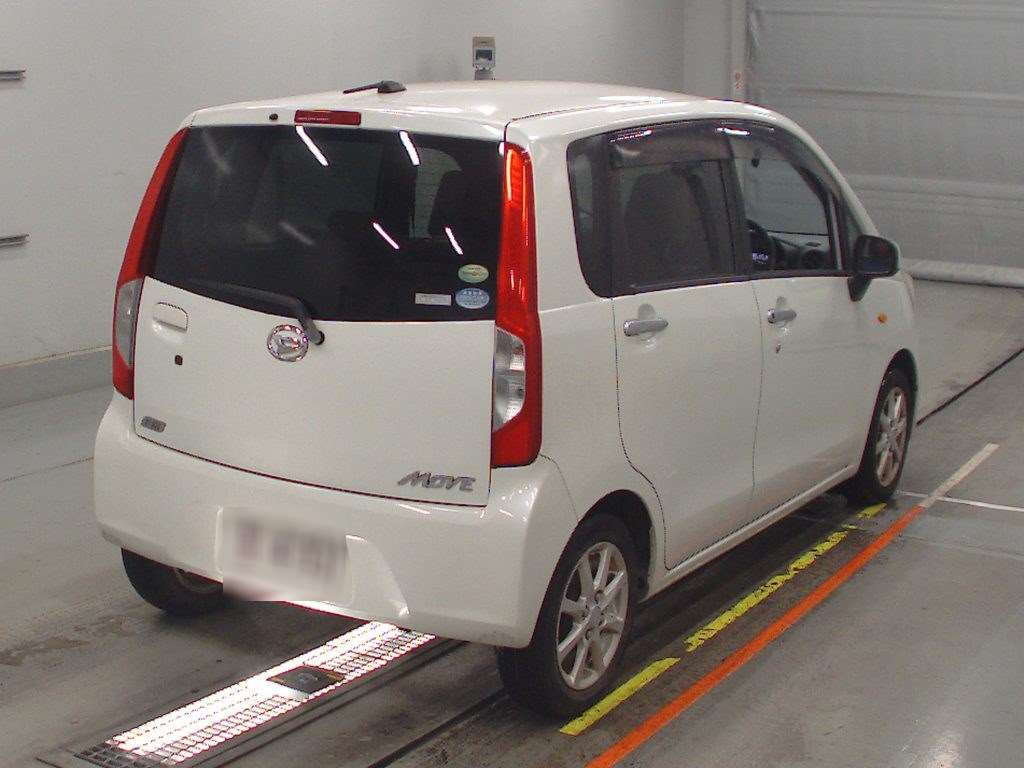 2013 Daihatsu Move LA100S[1]