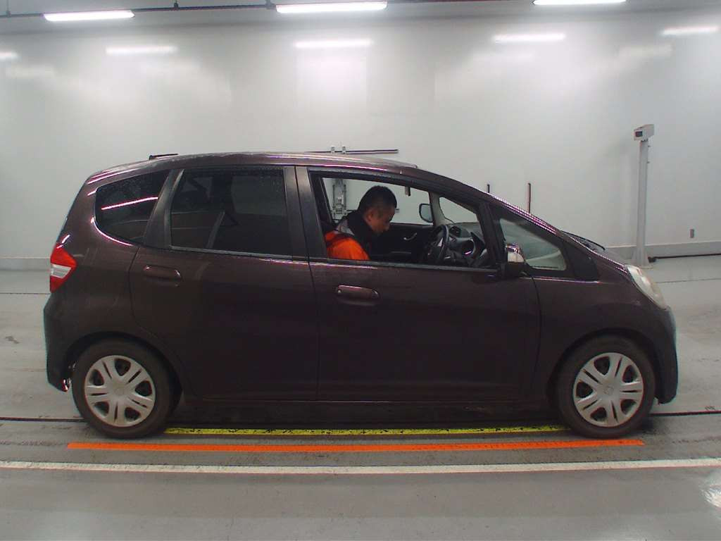 2011 Honda Fit GE8[2]