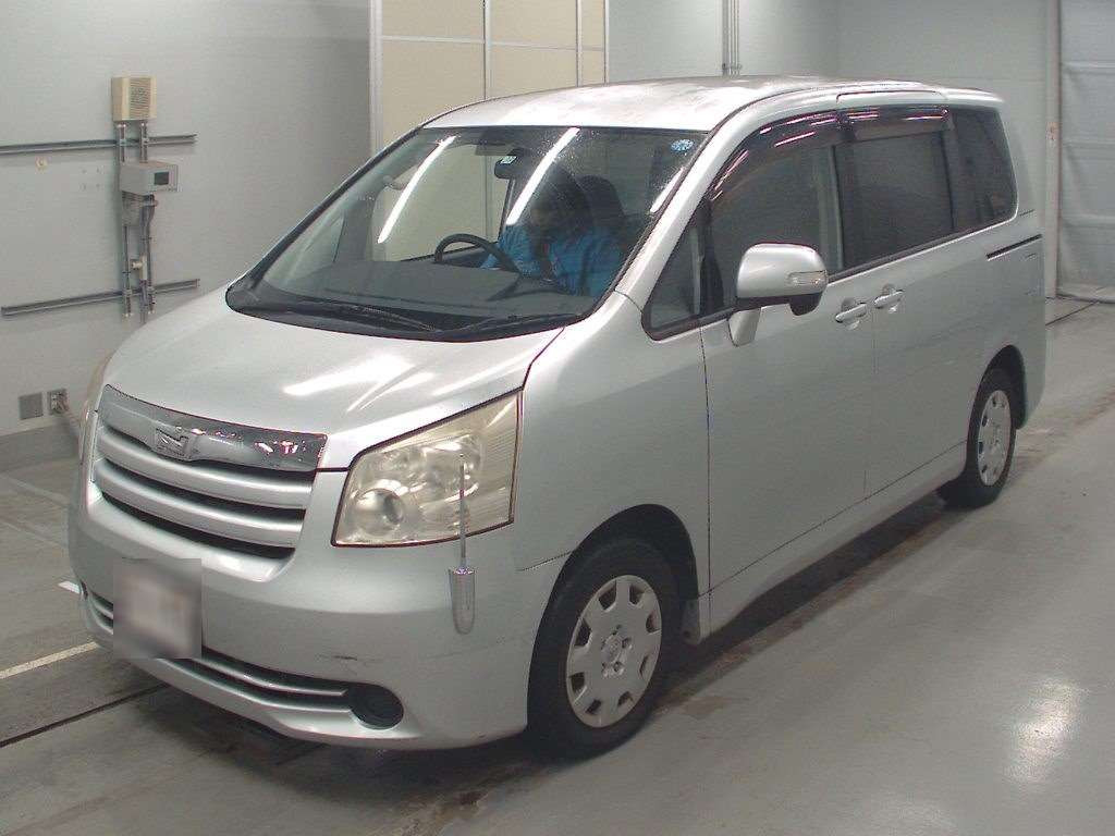 2009 Toyota Noah ZRR70G[0]