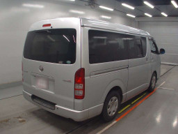 2010 Toyota Regiusace Van