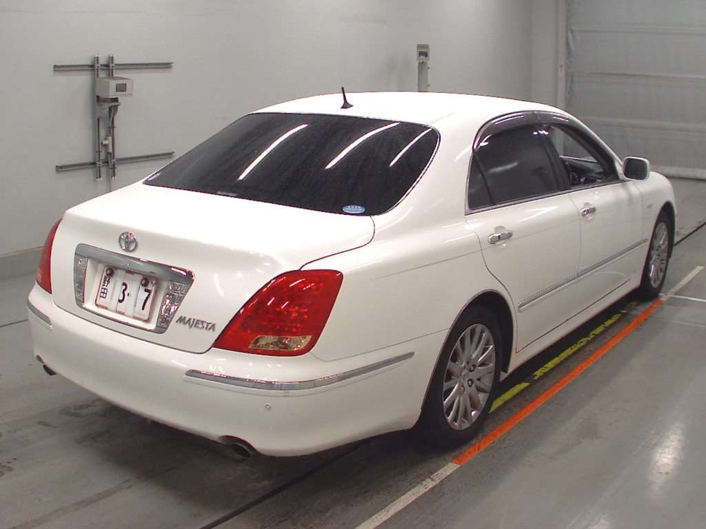 2007 Toyota Crown Majesta UZS186[1]