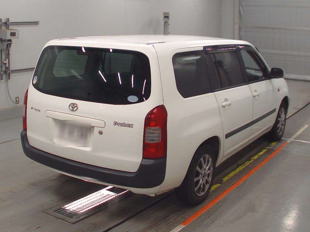 2013 Toyota Probox Wagon NCP58G[1]