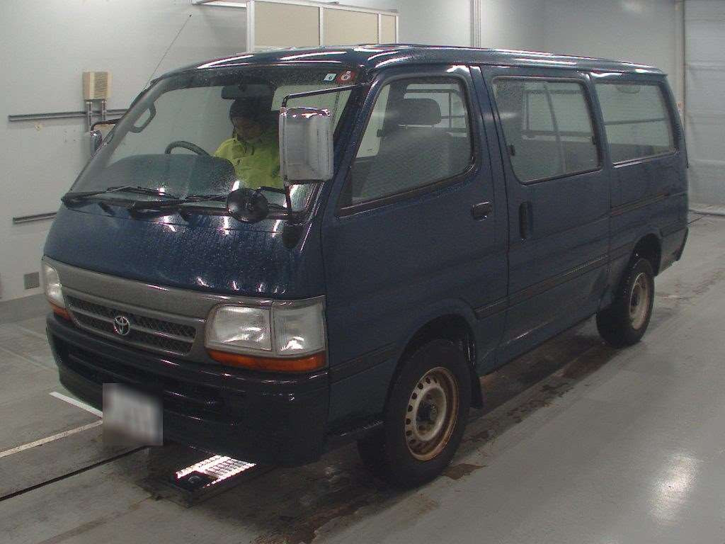 2004 Toyota Hiace Van TRH112V[0]