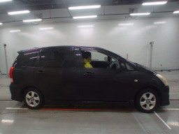 2005 Toyota Wish