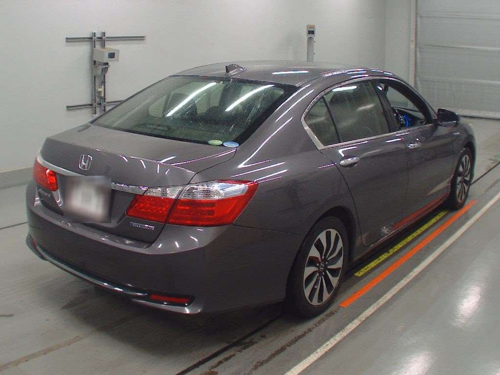 2013 Honda Accord Hybrid CR6[1]