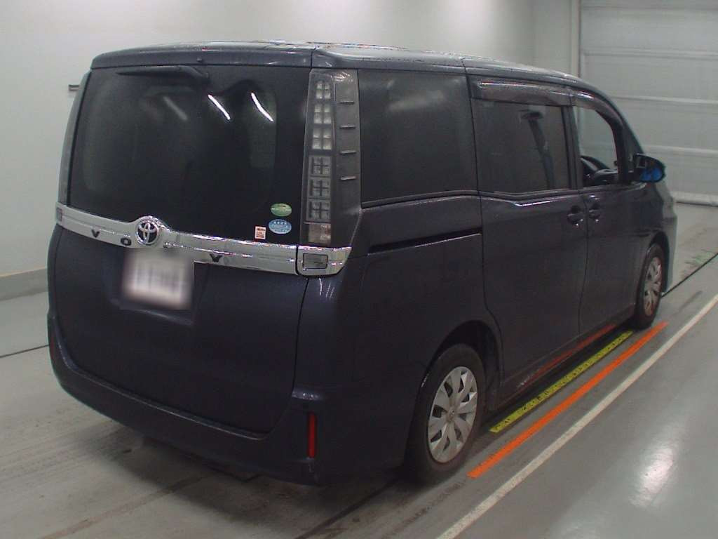 2014 Toyota Voxy ZRR80G[1]