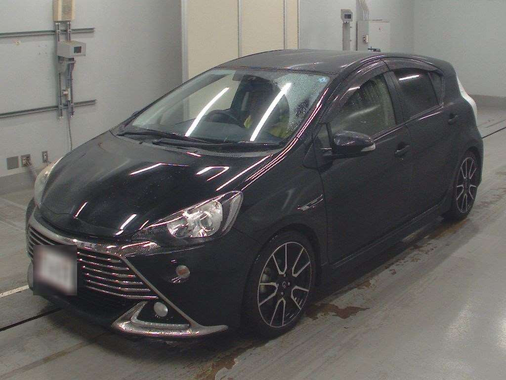 2014 Toyota Aqua NHP10[0]