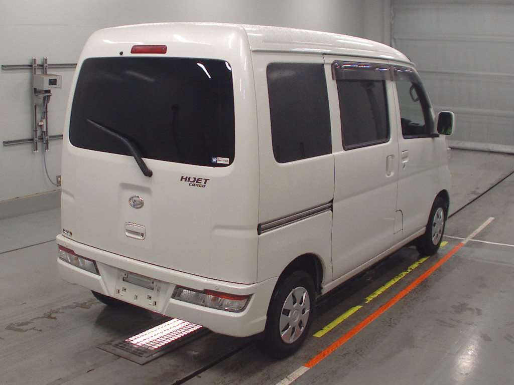 2020 Daihatsu Hijet Cargo S321V[1]