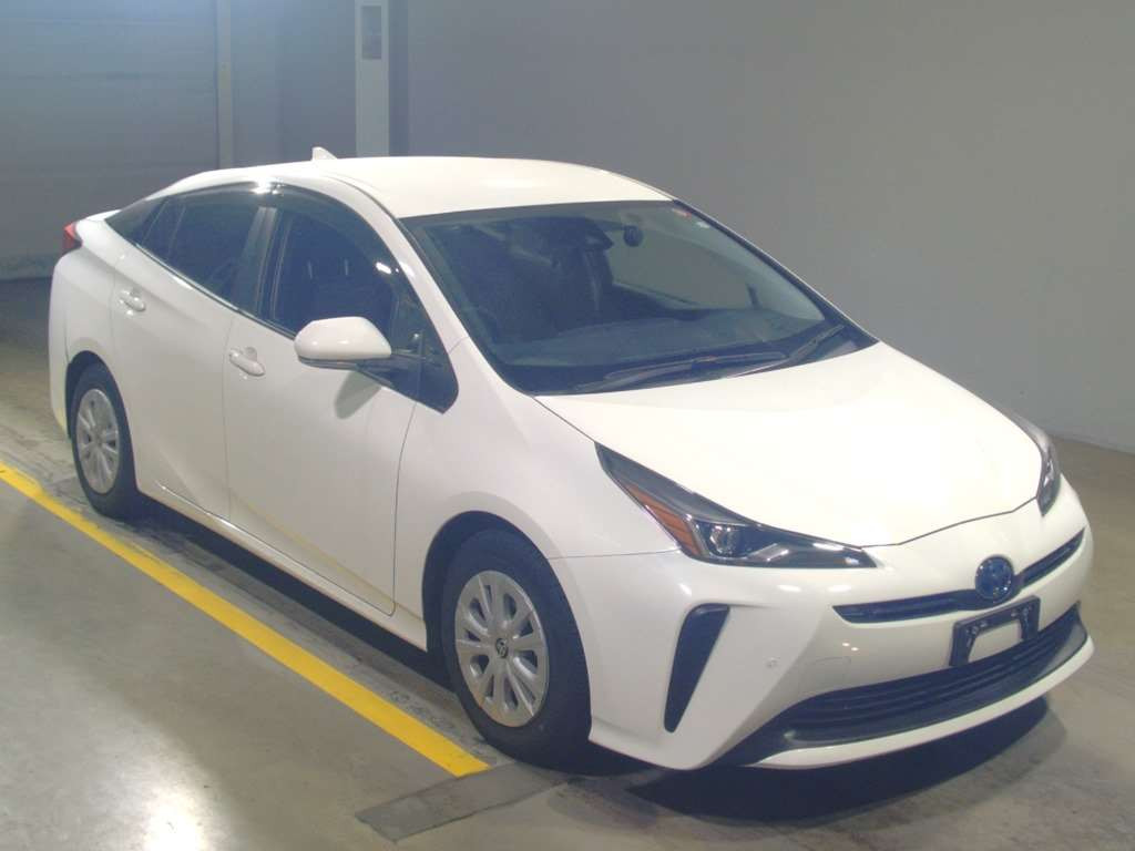 2021 Toyota Prius ZVW51[2]