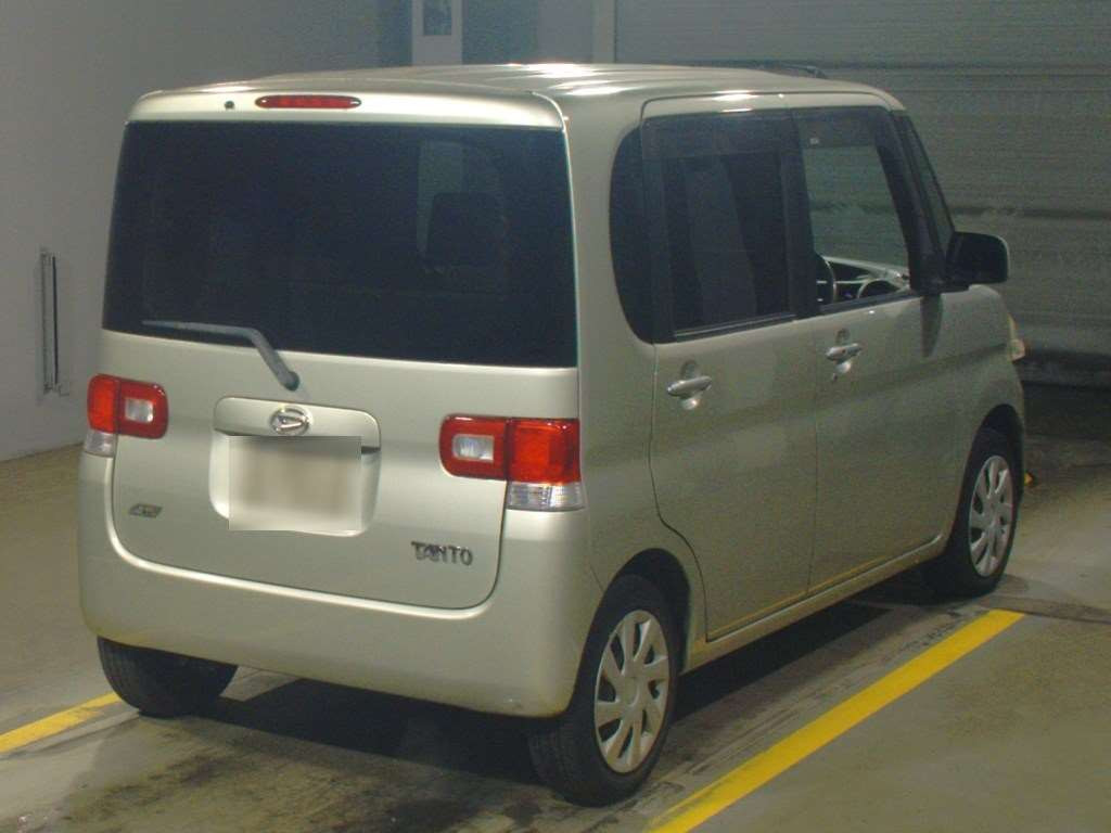 2012 Daihatsu Tanto L375S[1]