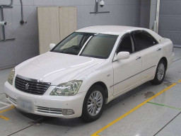 2004 Toyota Crown